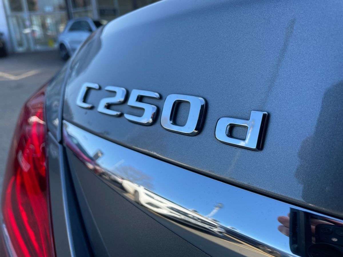 Used Mercedes-Benz C Class 2018 for sale - 77750067: Photo 36