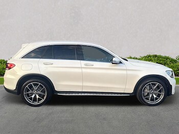 Used Mercedes-Benz GLC 2021 for sale - 75962375: Photo