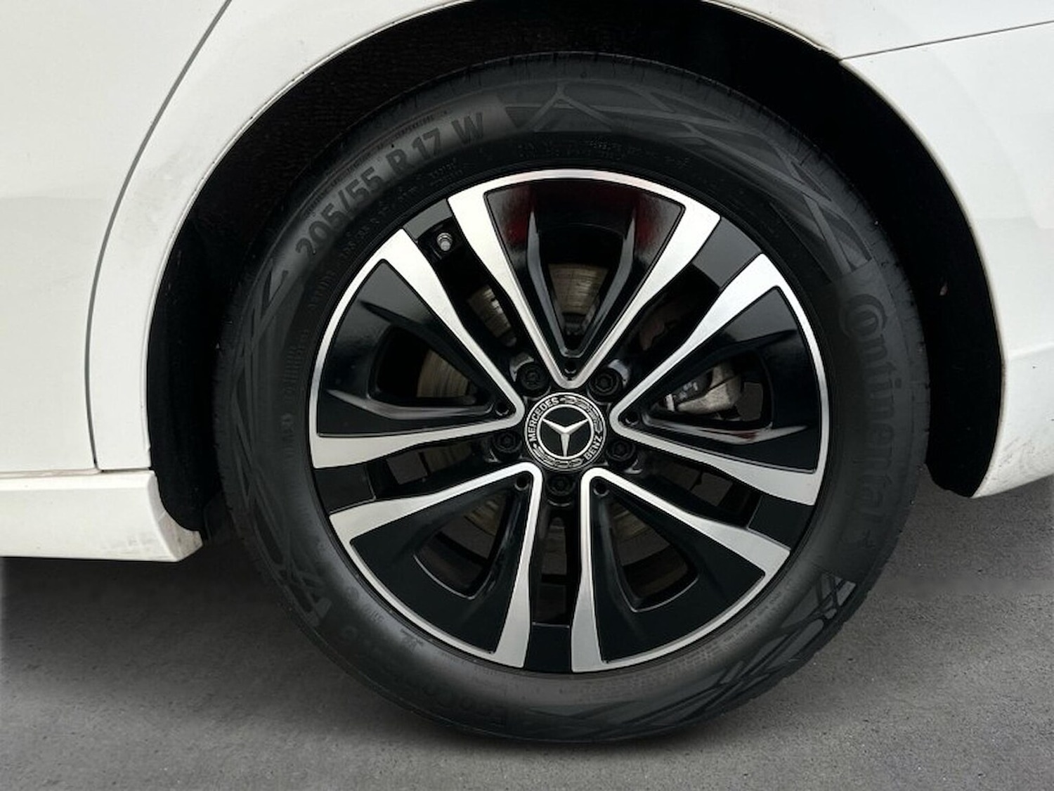 Used Mercedes-Benz A-Class 2024 for sale - 76555397: Photo 6