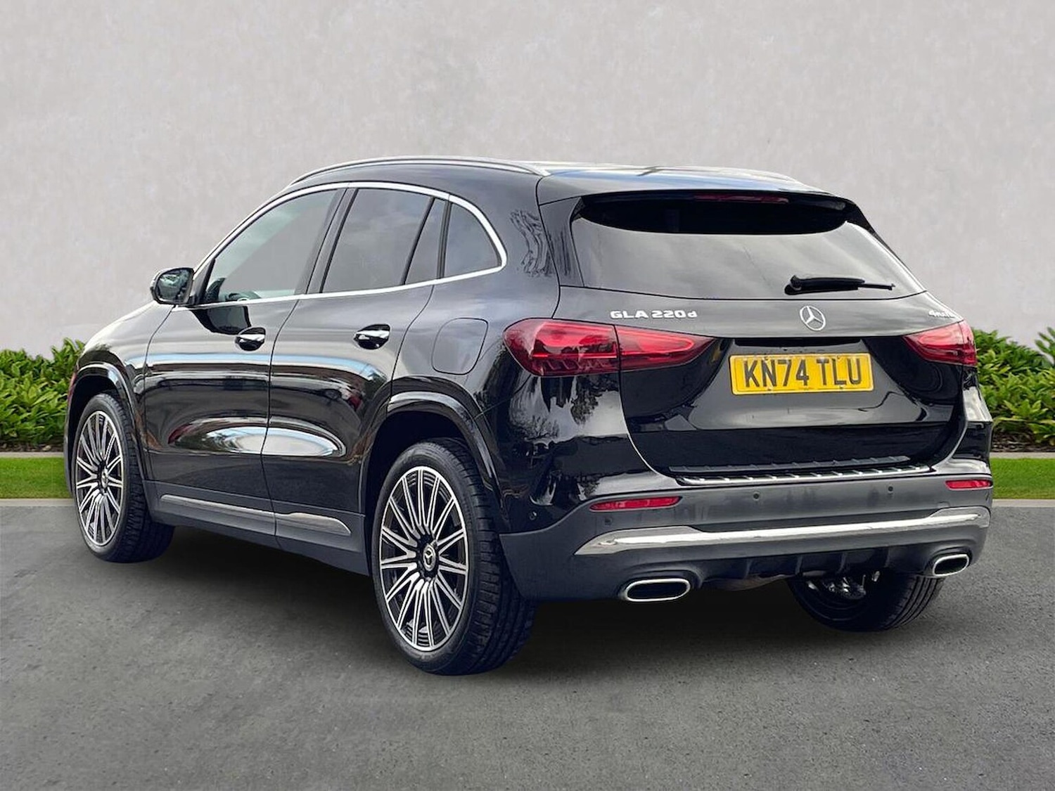 Used Mercedes-Benz GLA 2024 for sale - 76340631: Photo 2