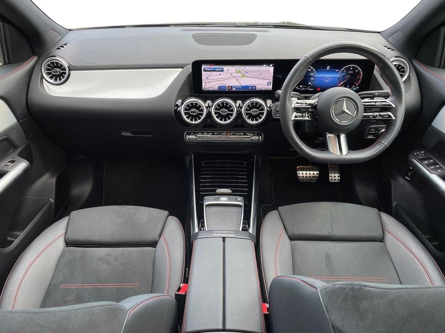 Used Mercedes-Benz GLA 2024 for sale - 76340631: Photo 8