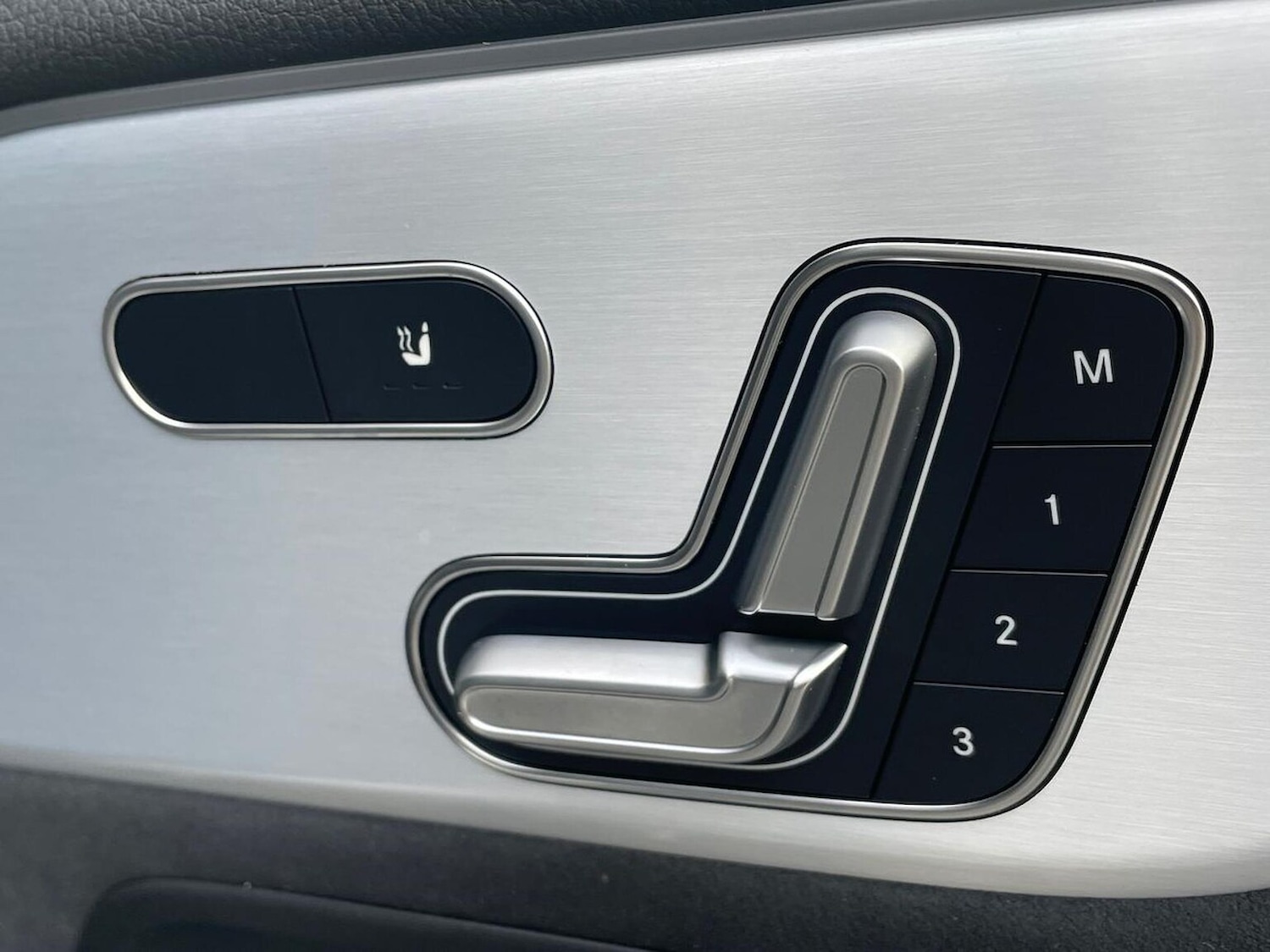 Used Mercedes-Benz EQA 2024 for sale - 76127267: Photo 30