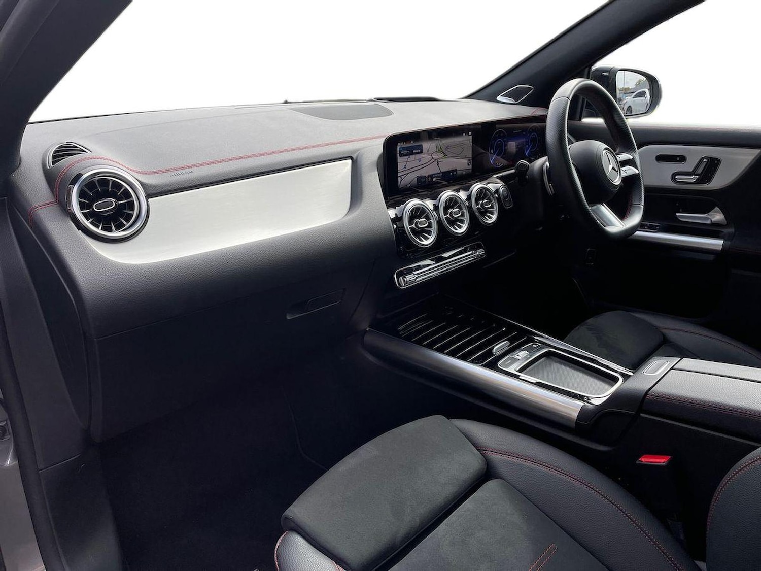 Used Mercedes-Benz EQA 2024 for sale - 76127267: Photo 7