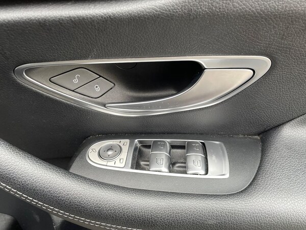 Used Mercedes-Benz E Class 2020 for sale - 76310133: Photo 21