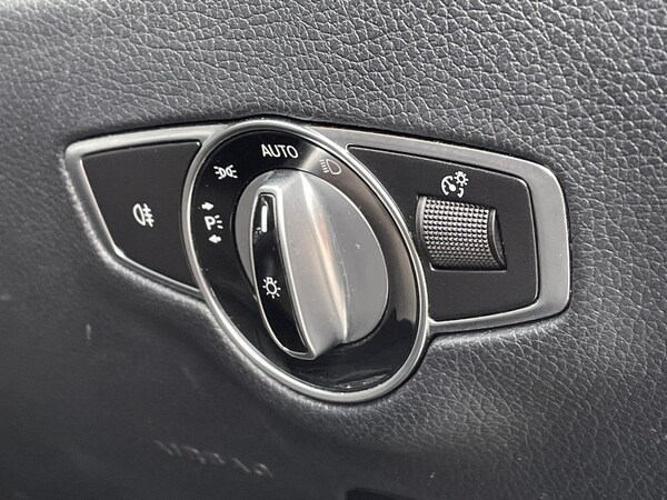 Used Mercedes-Benz E Class 2020 for sale - 76310133: Photo 22