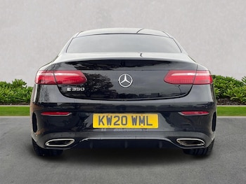 Used Mercedes-Benz E Class 2020 for sale - 76310133: Photo 4