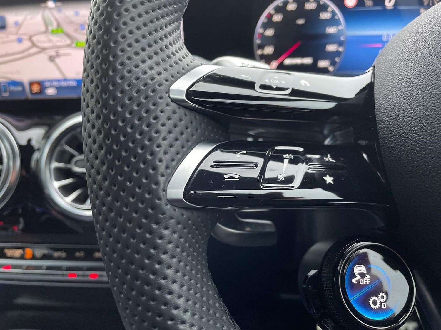 Used Mercedes-Benz GLA 2025 for sale - 77590342: Photo 26