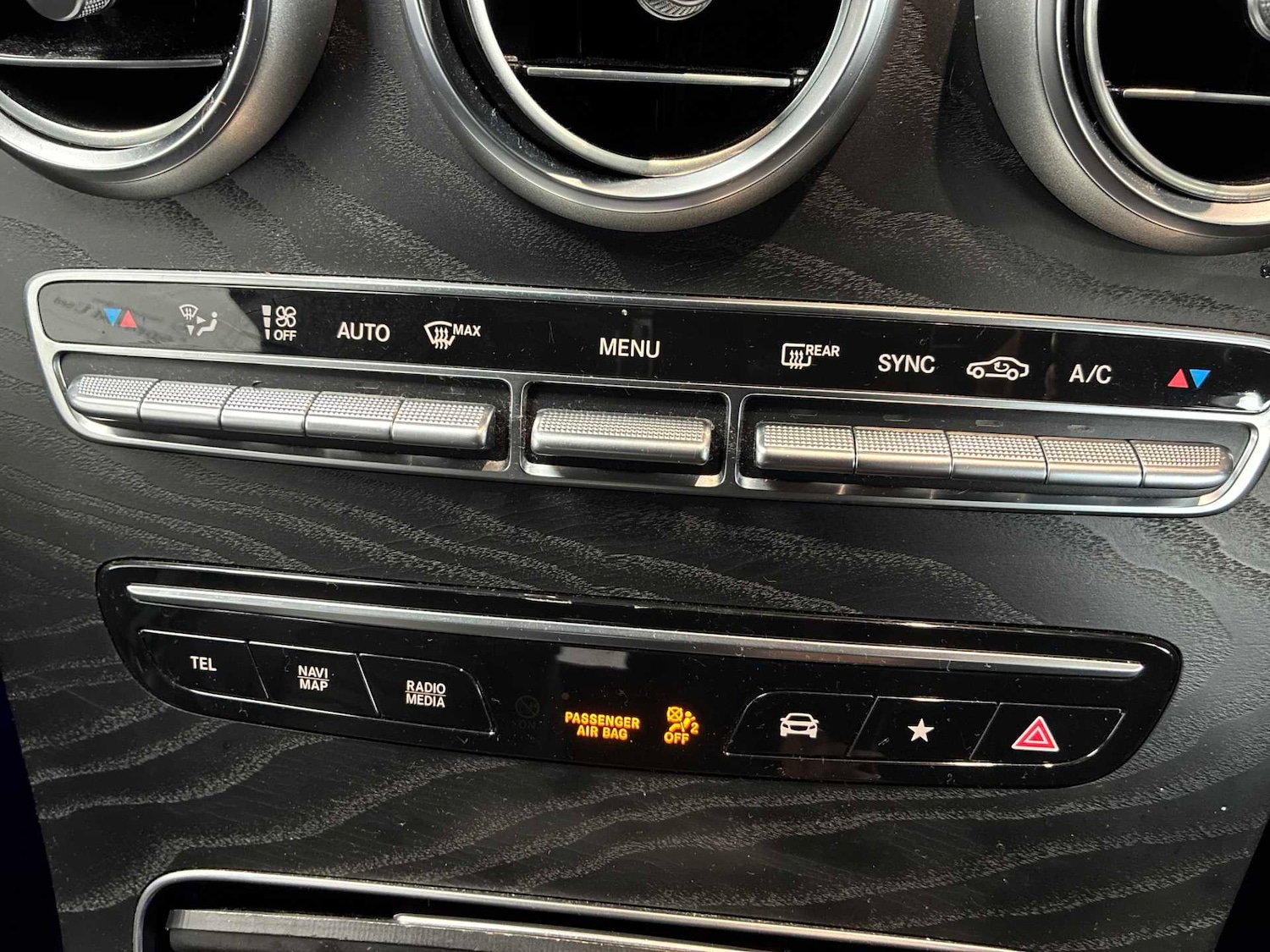 Used Mercedes-Benz GLC 2020 for sale - 78090983: Photo 12