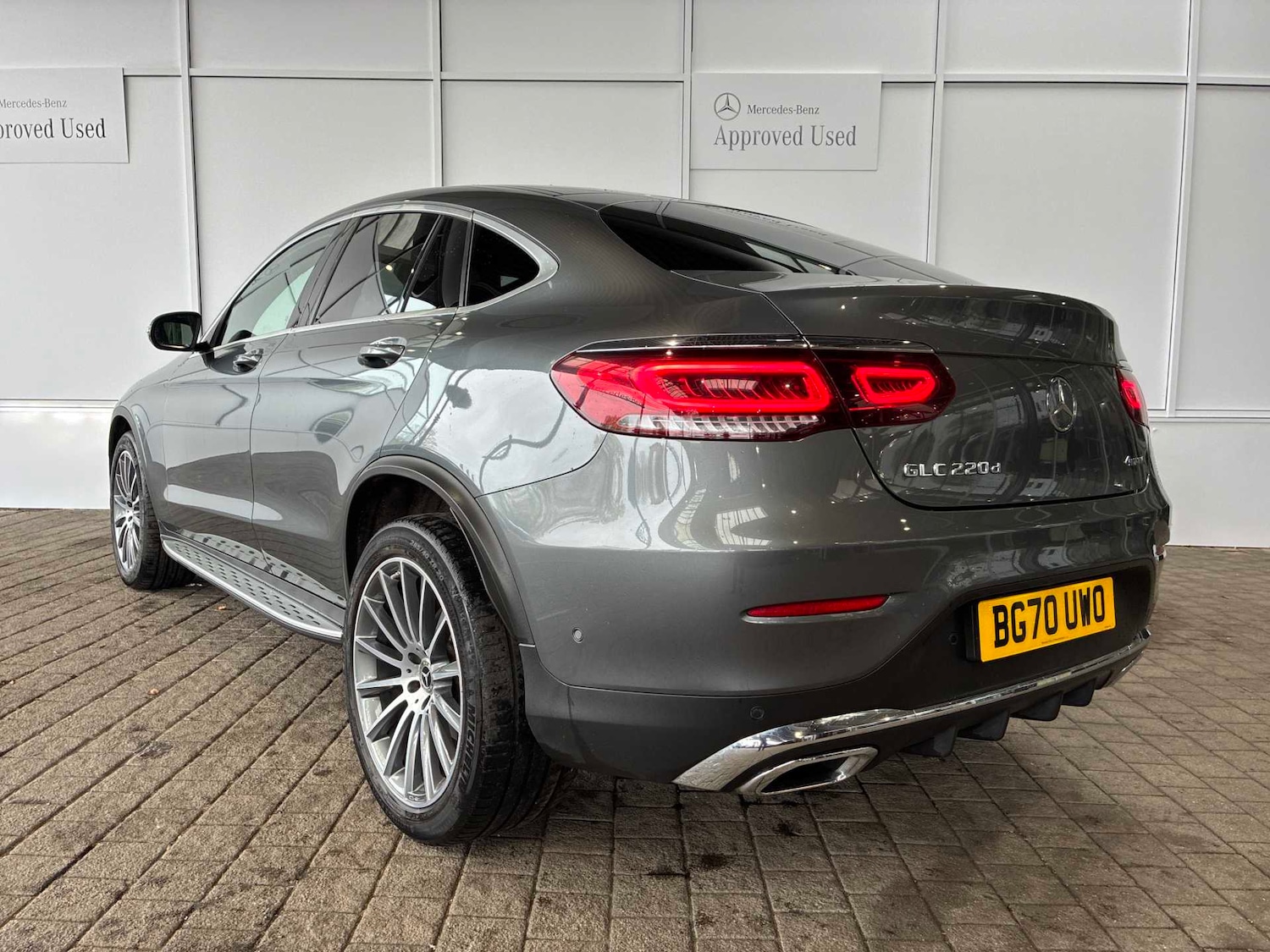 Used Mercedes-Benz GLC 2020 for sale - 78090983: Photo 2