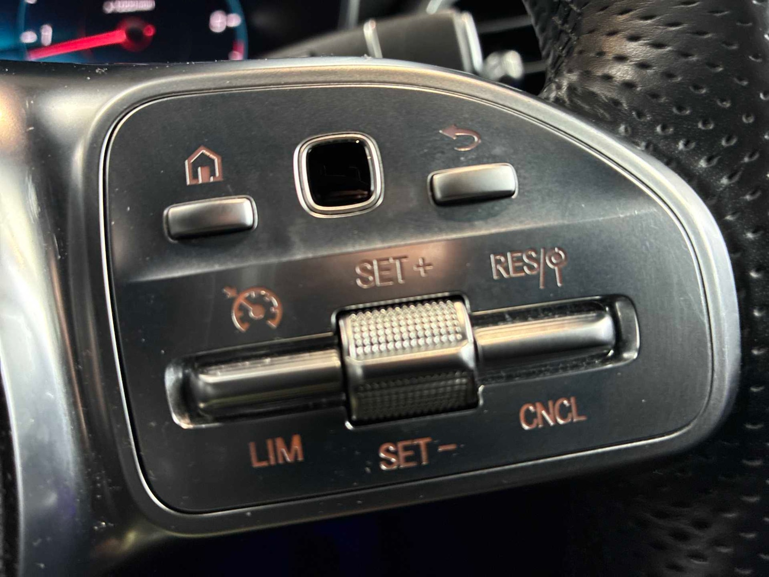 Used Mercedes-Benz GLC 2020 for sale - 78090983: Photo 23