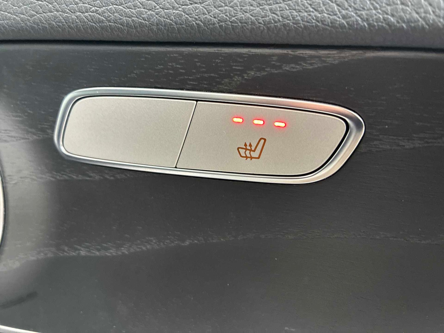 Used Mercedes-Benz GLC 2020 for sale - 78090983: Photo 29