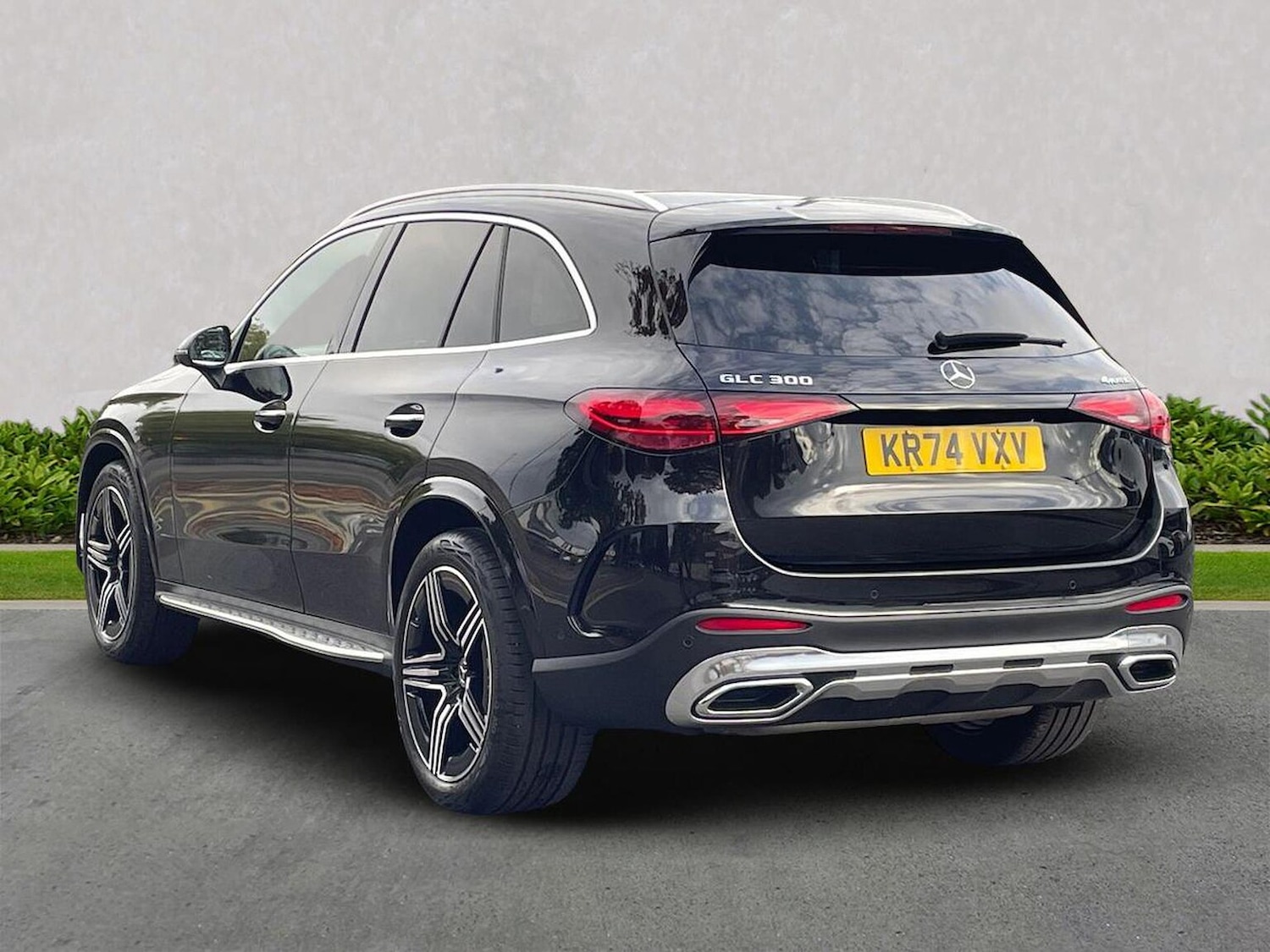 Used Mercedes-Benz GLC 2024 for sale - 76134296: Photo 2