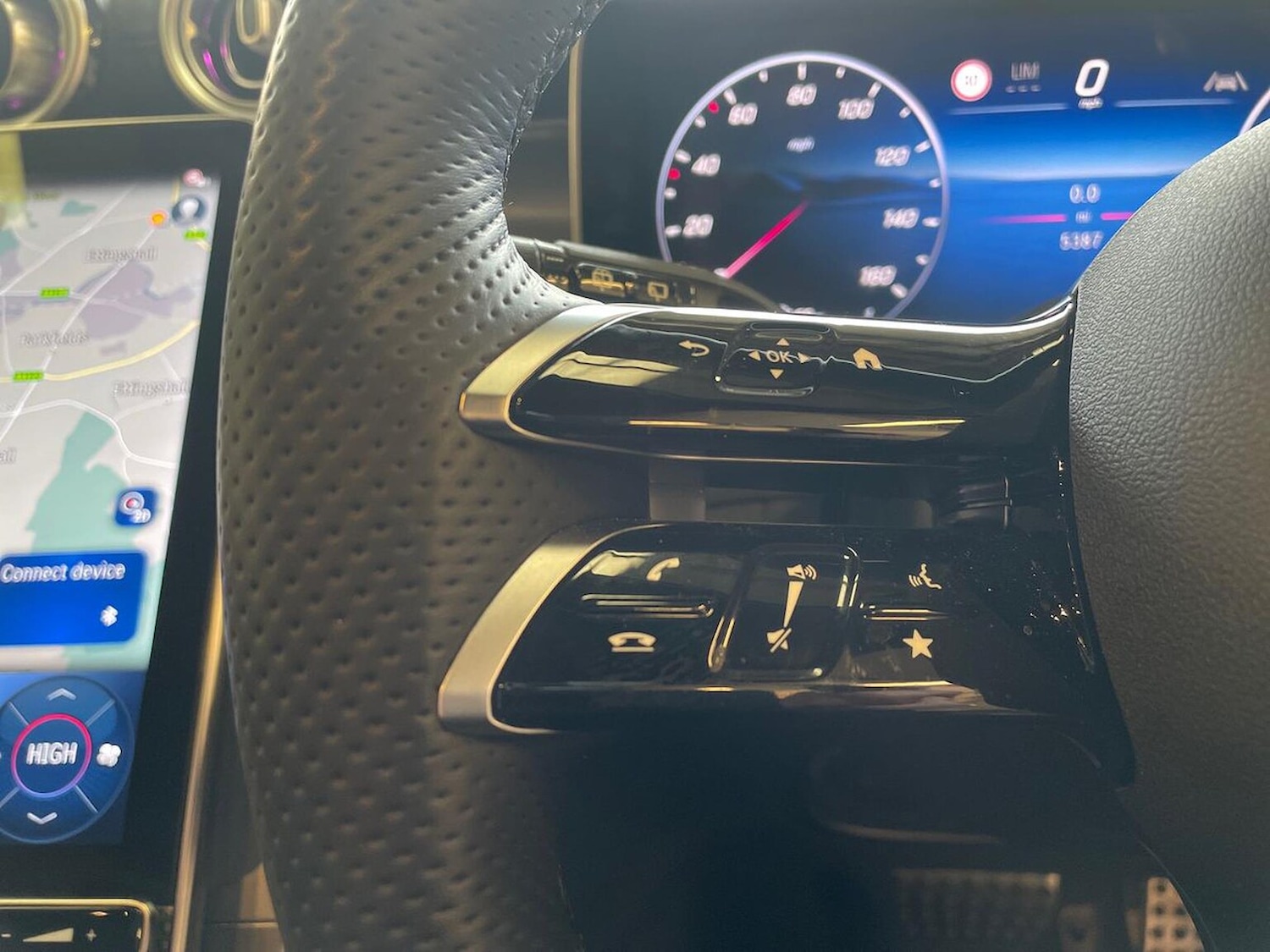 Used Mercedes-Benz GLC 2024 for sale - 76134296: Photo 26