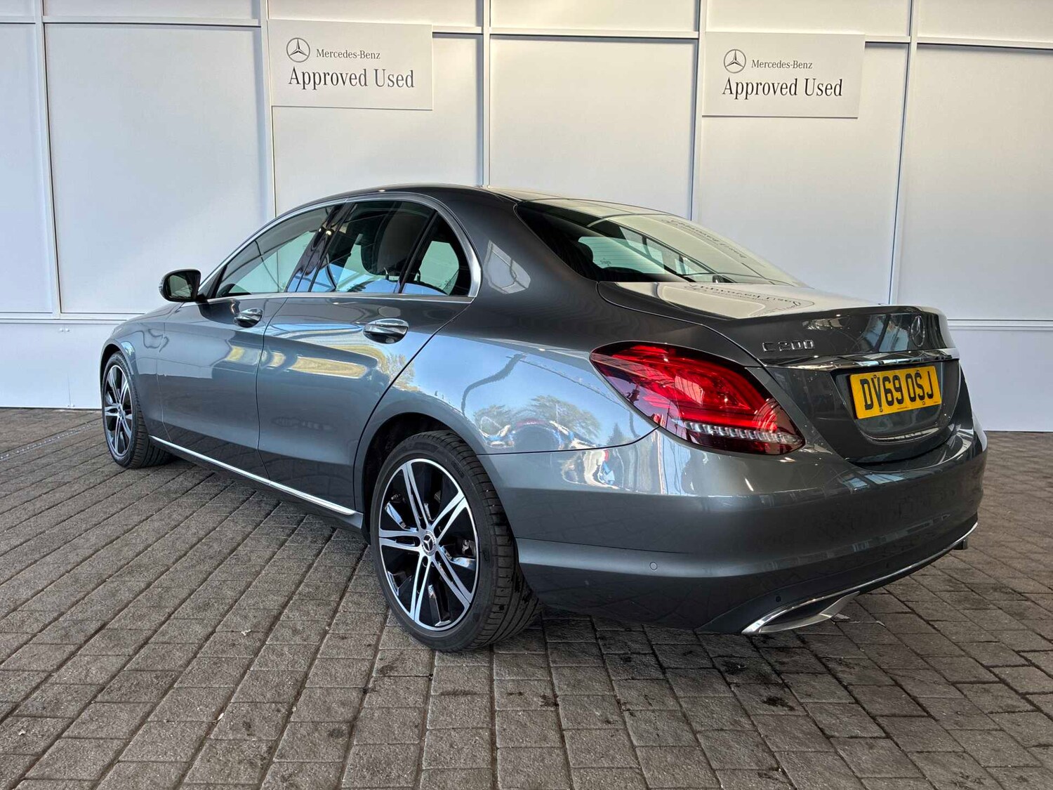 Used Mercedes-Benz C Class 2019 for sale - 78196563: Photo 2