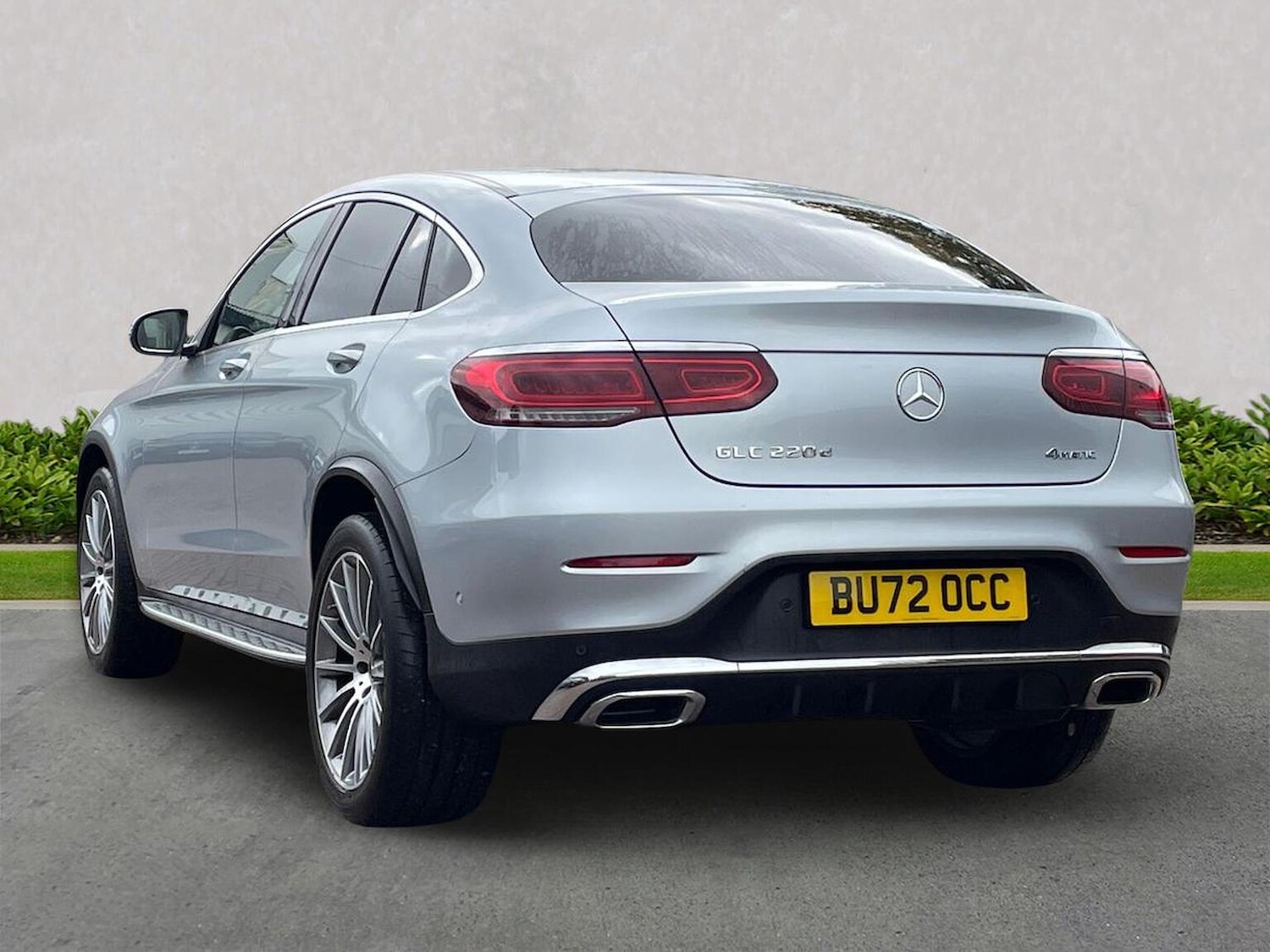 Used Mercedes-Benz GLC 2022 for sale - 76426777: Photo 2