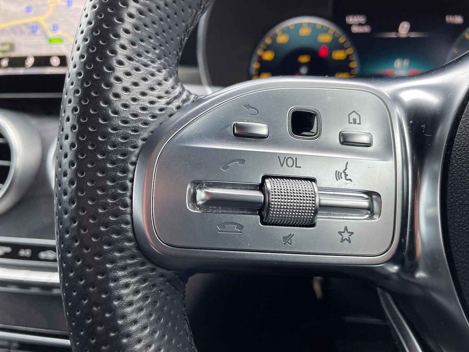 Used Mercedes-Benz GLC 2022 for sale - 76426777: Photo 26