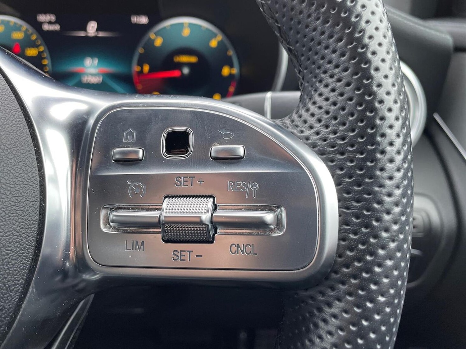 Used Mercedes-Benz GLC 2022 for sale - 76426777: Photo 27