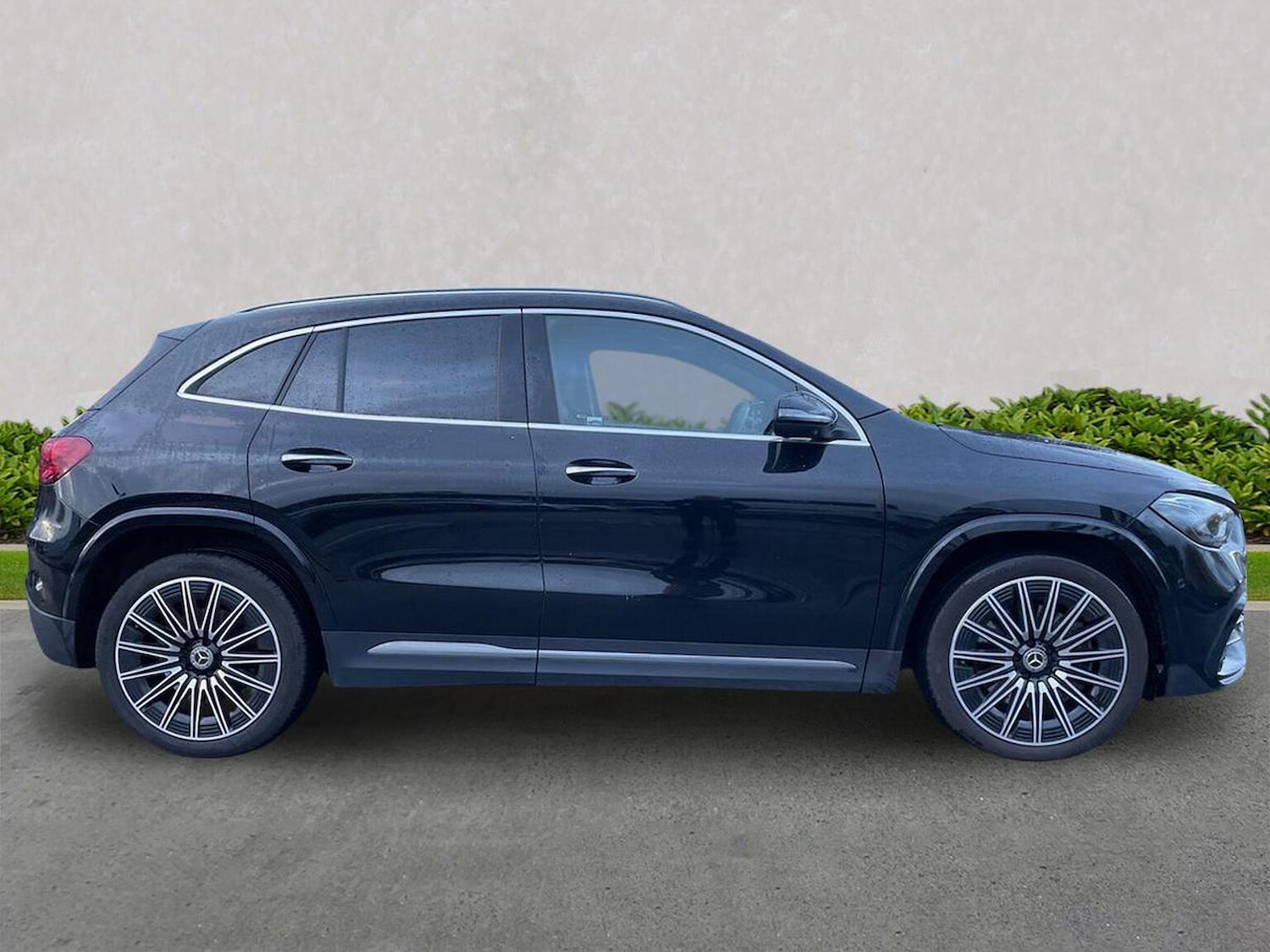 Used Mercedes-Benz GLA 2024 for sale - 76892161: Photo 3