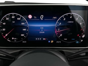 Used Mercedes-Benz C Class 2024 for sale - 76383361: Photo