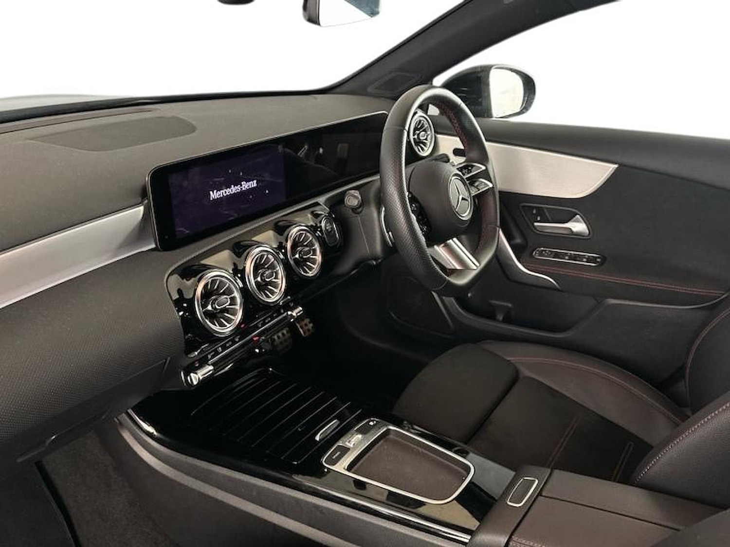 Used Mercedes-Benz A-Class 2024 for sale - 76559841: Photo 4