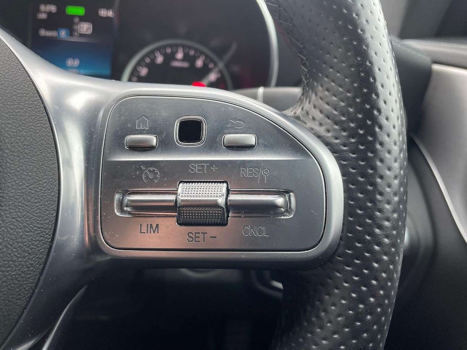 Used Mercedes-Benz C Class 2021 for sale - 77590348: Photo 27