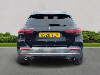 Used Mercedes-Benz GLA 2020 for sale - 76207447: Photo 4