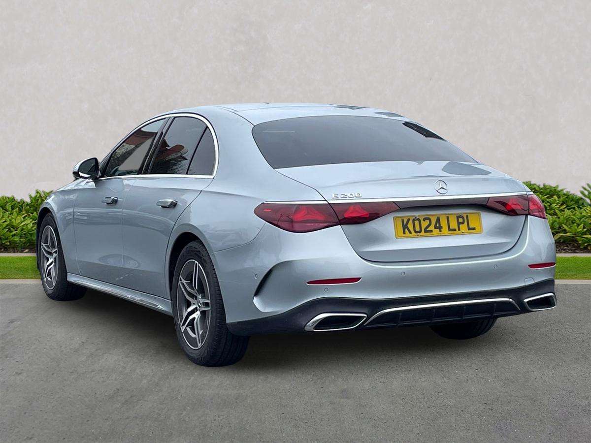 Used Mercedes-Benz E Class 2024 for sale - 78106334: Photo 2