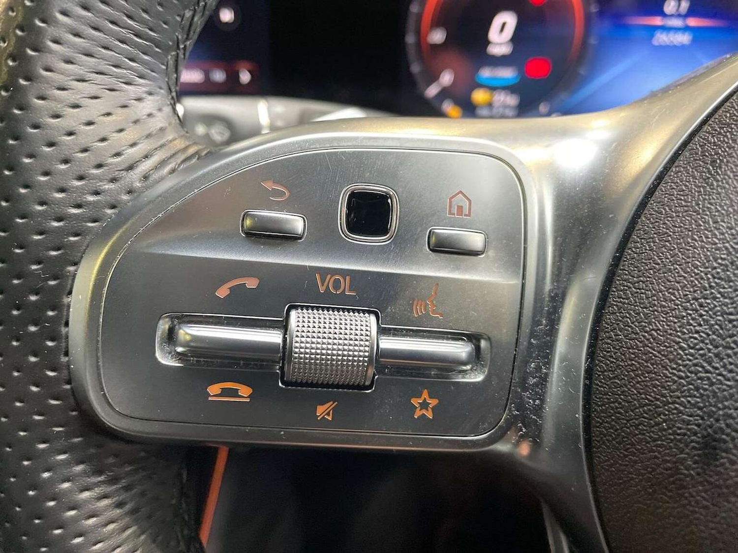 Used Mercedes-Benz EQC 2023 for sale - 77888644: Photo 26