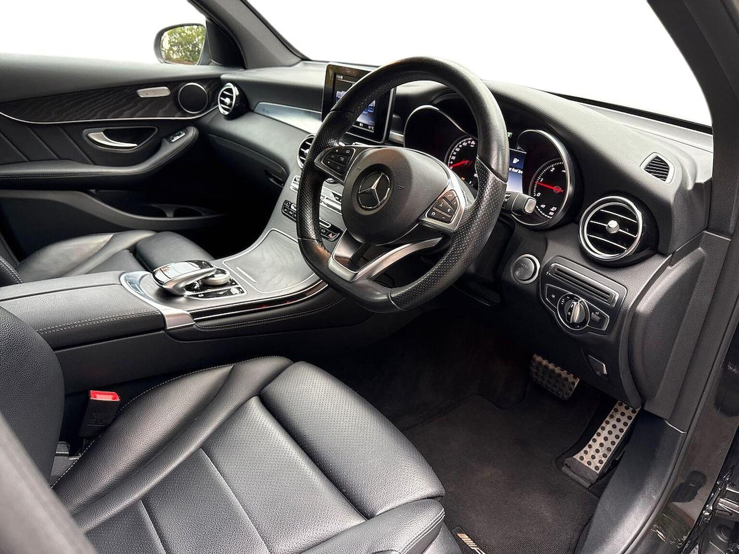 Used Mercedes-Benz GLC 2016 for sale - 76149462: Photo 15