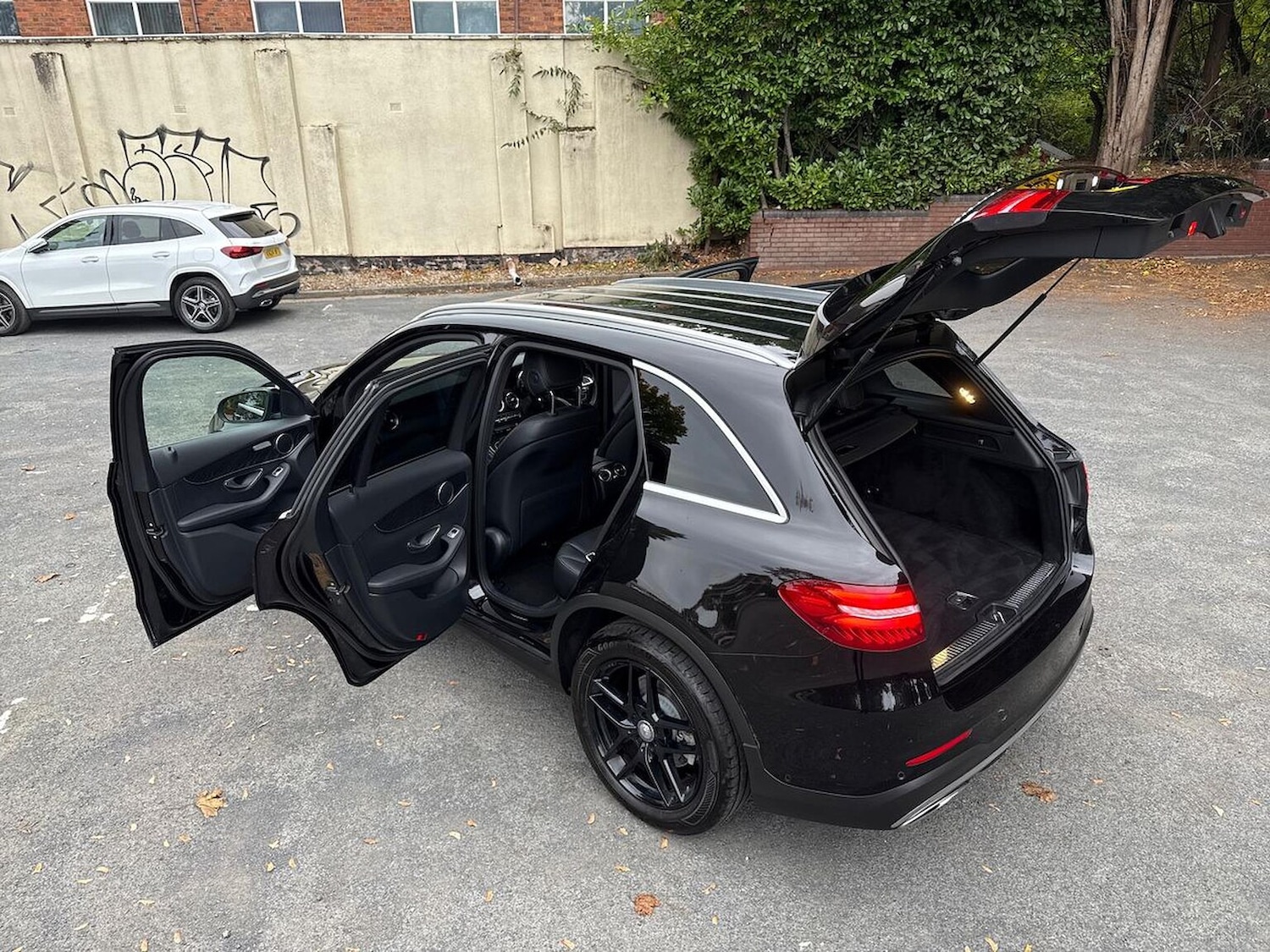 Used Mercedes-Benz GLC 2016 for sale - 76149462: Photo 40