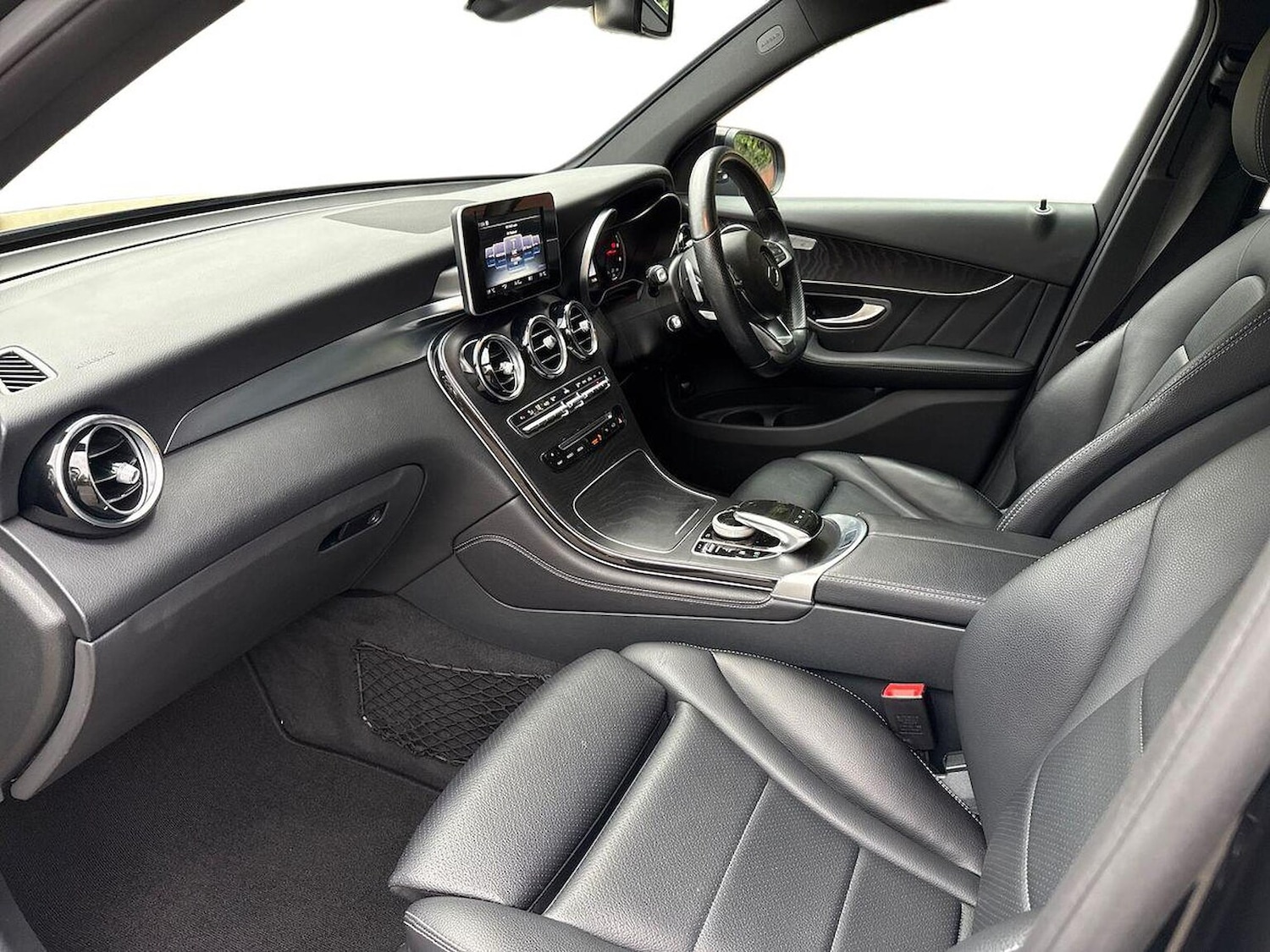 Used Mercedes-Benz GLC 2016 for sale - 76149462: Photo 7