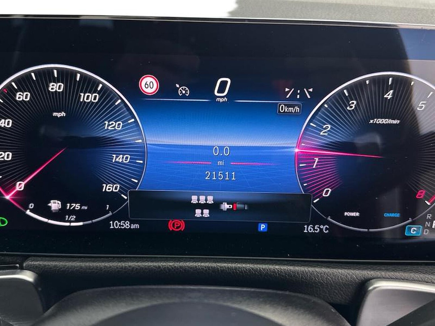 Used Mercedes-Benz GLB 2024 for sale - 76490548: Photo 3