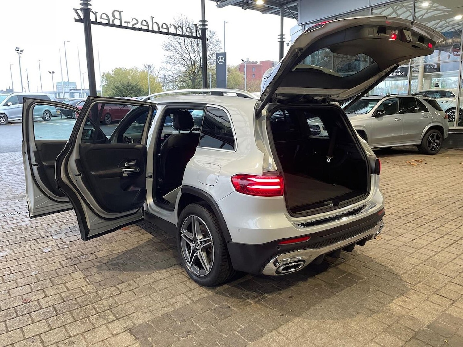 Used Mercedes-Benz GLB 2024 for sale - 76490548: Photo 42