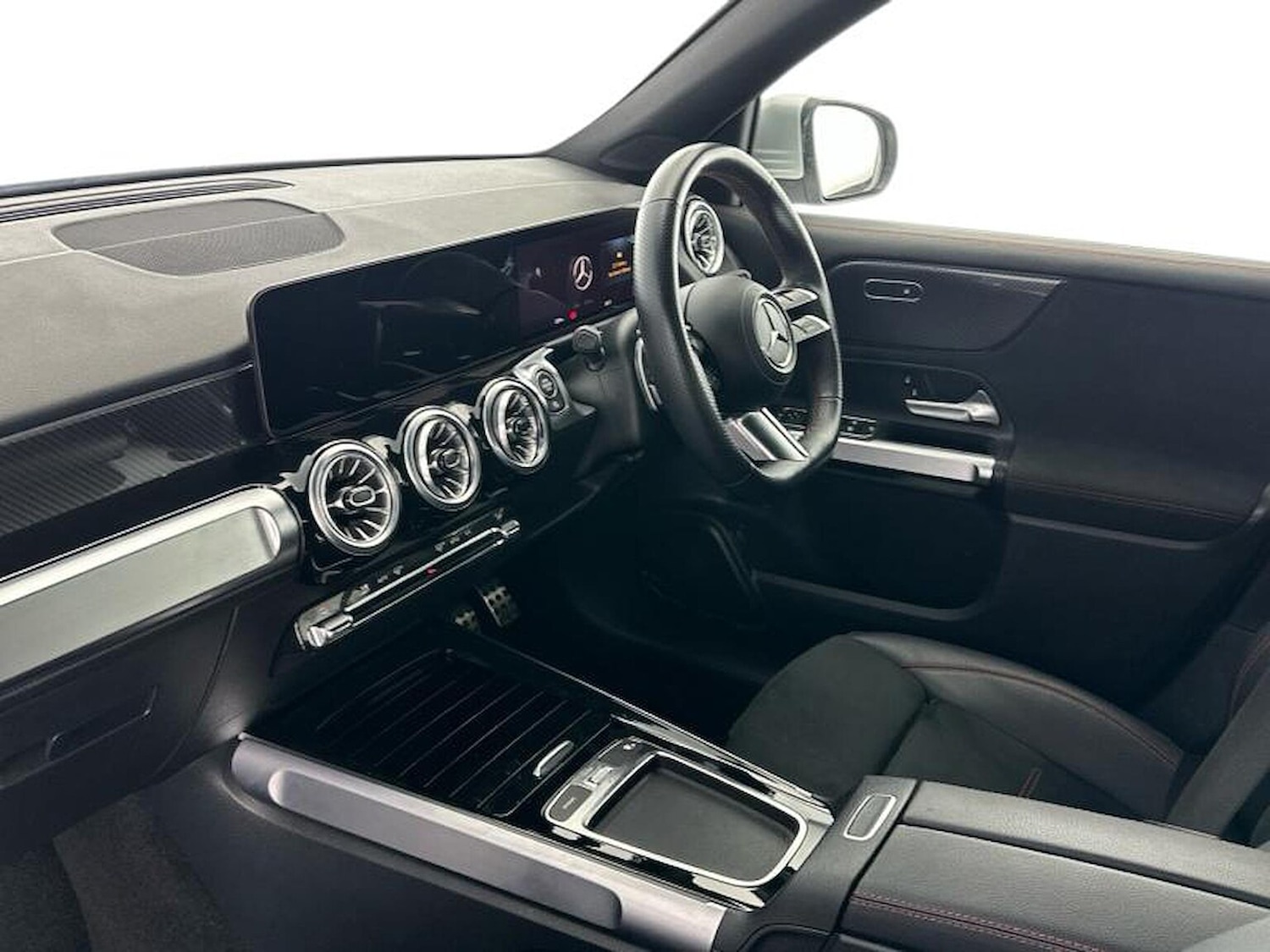 Used Mercedes-Benz GLB 2024 for sale - 76490548: Photo 6