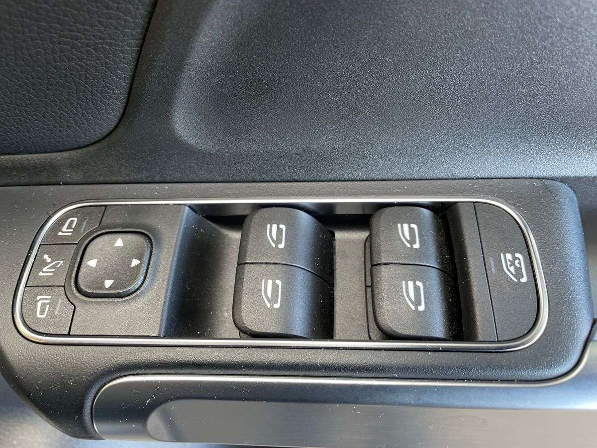 Used Mercedes-Benz EQB 2025 for sale - 78192478: Photo 30