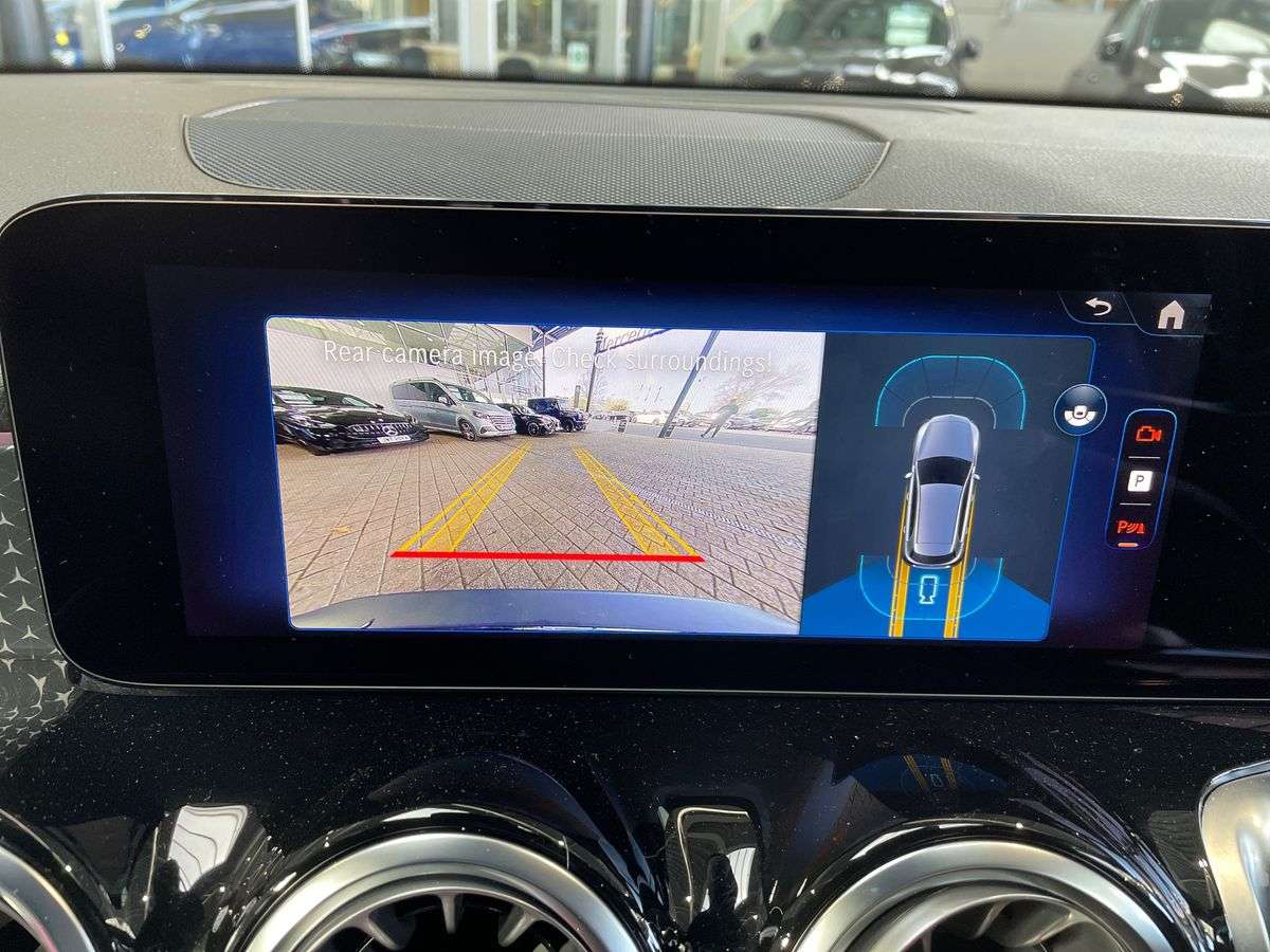 Used Mercedes-Benz EQB 2025 for sale - 78192478: Photo 32