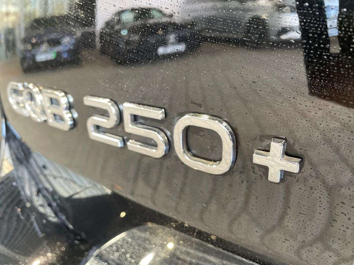 Used Mercedes-Benz EQB 2025 for sale - 78192478: Photo 8