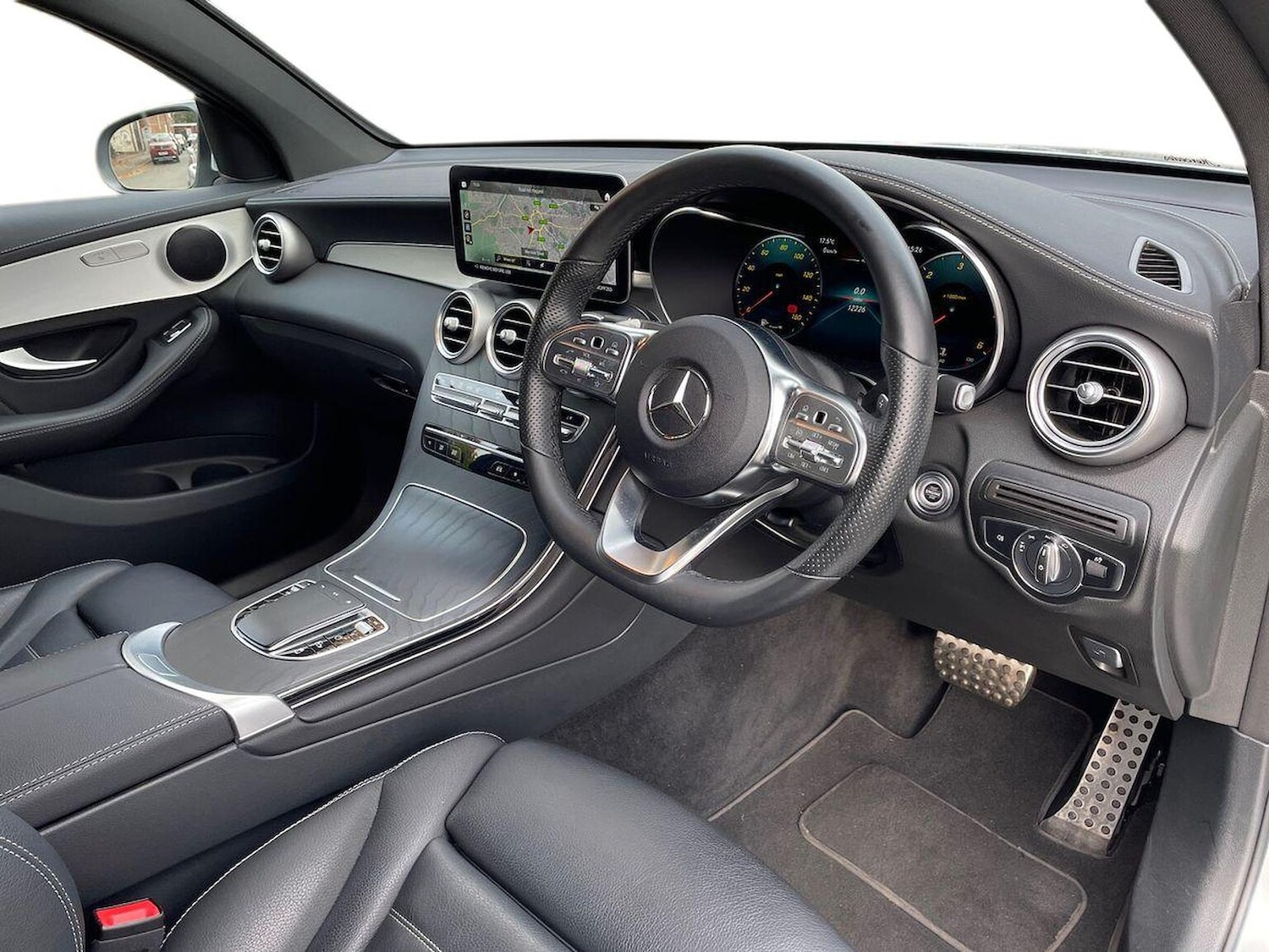 Used Mercedes-Benz GLC 2022 for sale - 76382647: Photo 15