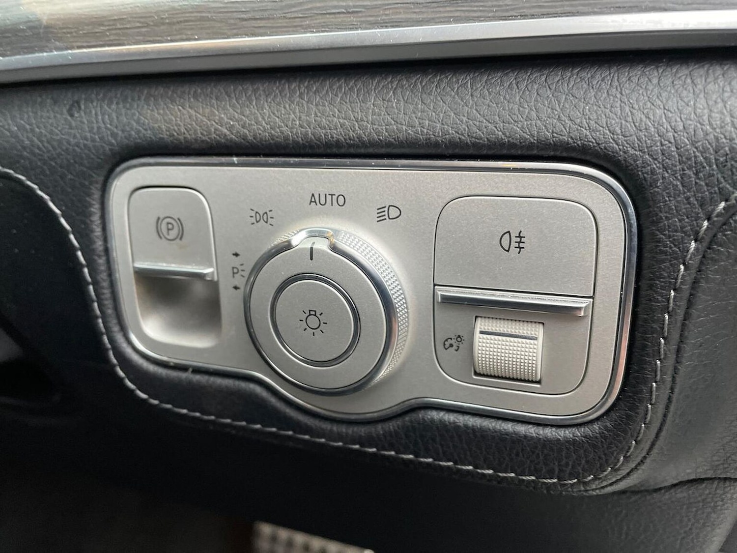 Used Mercedes-Benz GLE 2019 for sale - 77024300: Photo 24