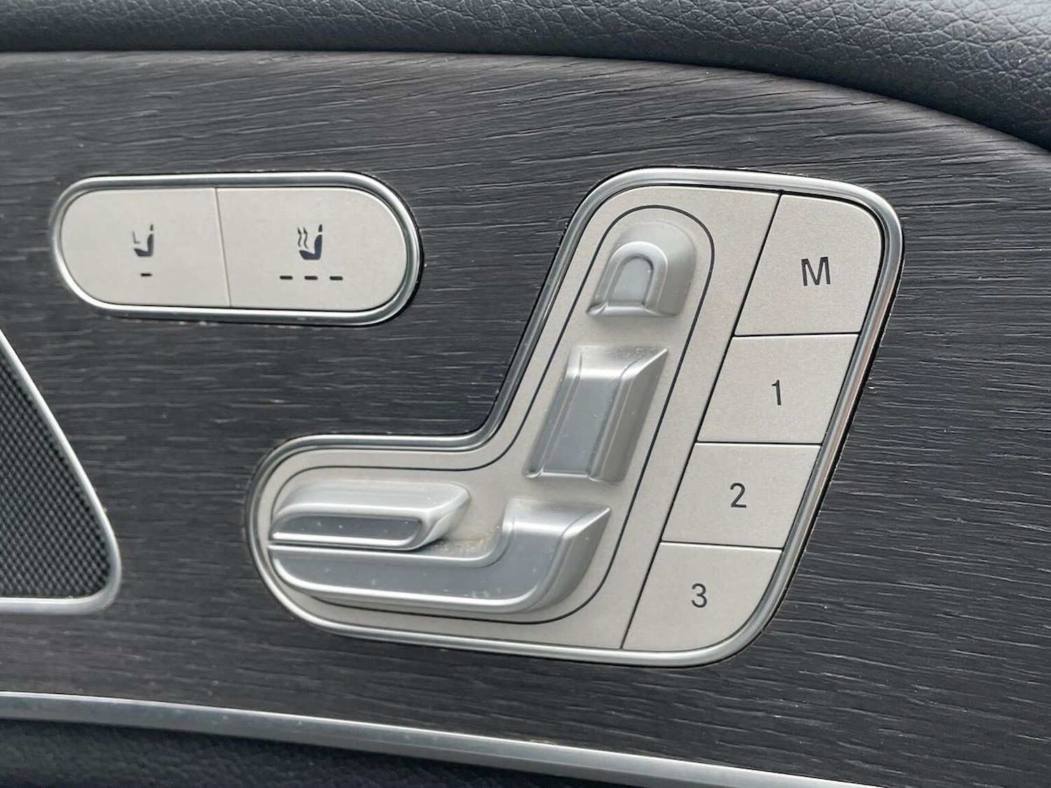 Used Mercedes-Benz GLE 2019 for sale - 77024300: Photo 32