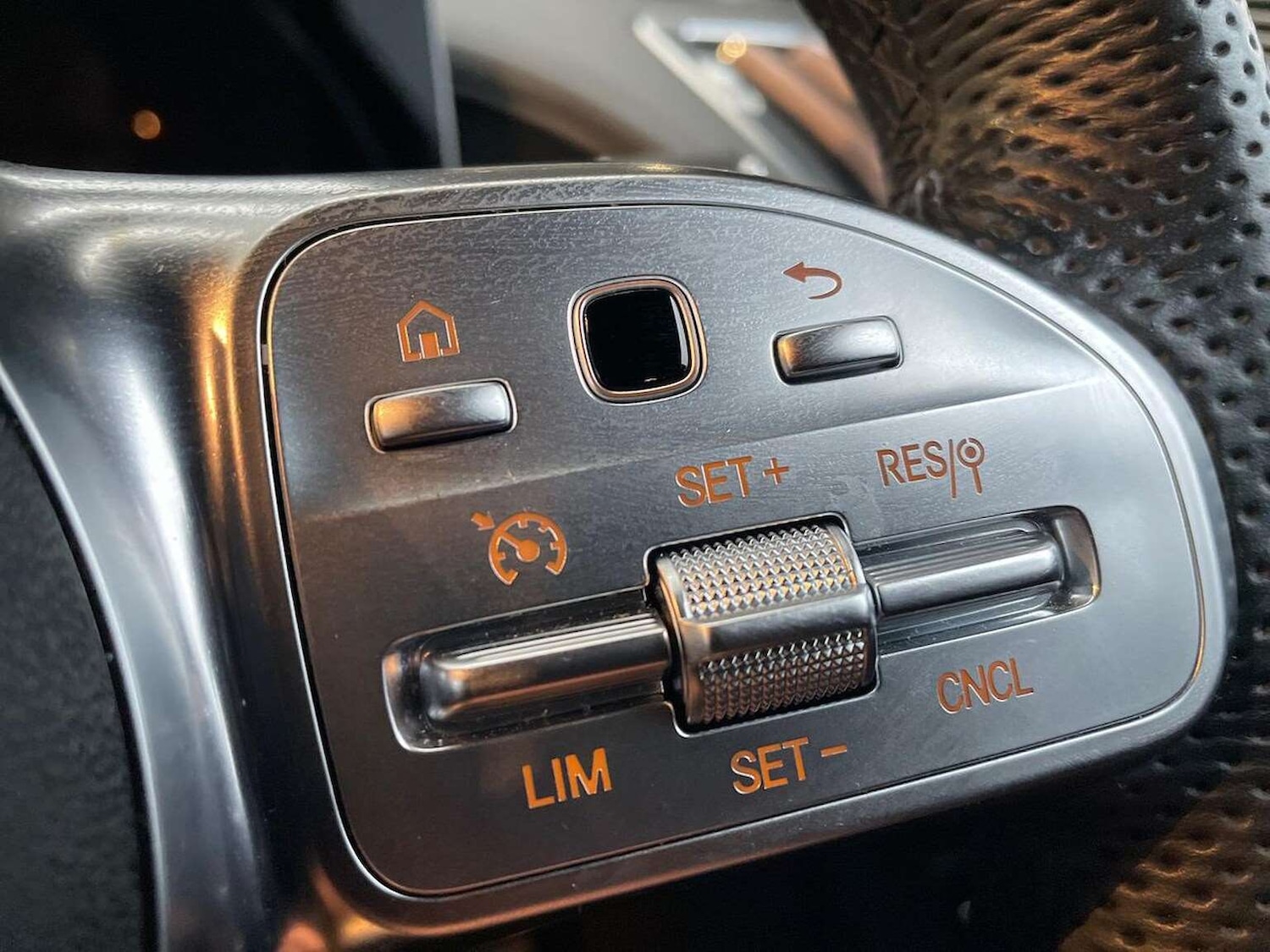 Used Mercedes-Benz EQC 2023 for sale - 77662563: Photo 27