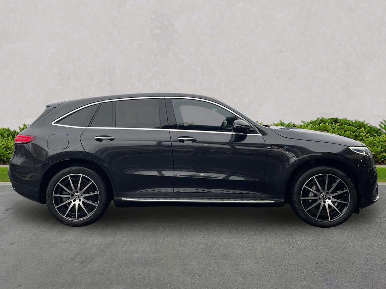 Used Mercedes-Benz EQC 2023 for sale - 77662563: Photo 3