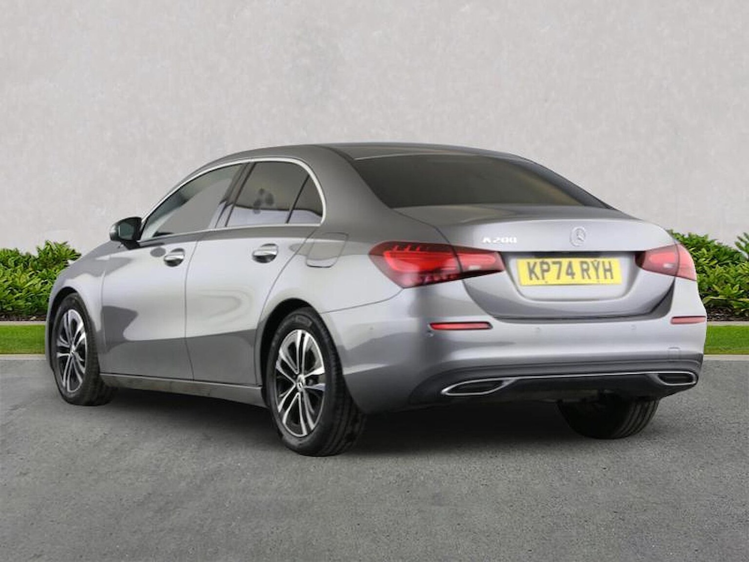 Used Mercedes-Benz A-Class 2024 for sale - 76383362: Photo 2