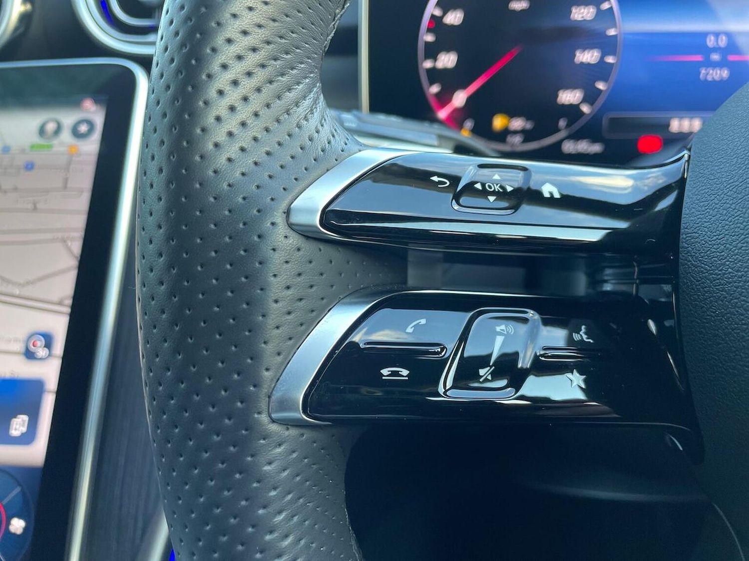 Used Mercedes-Benz C Class 2024 for sale - 76905068: Photo 26