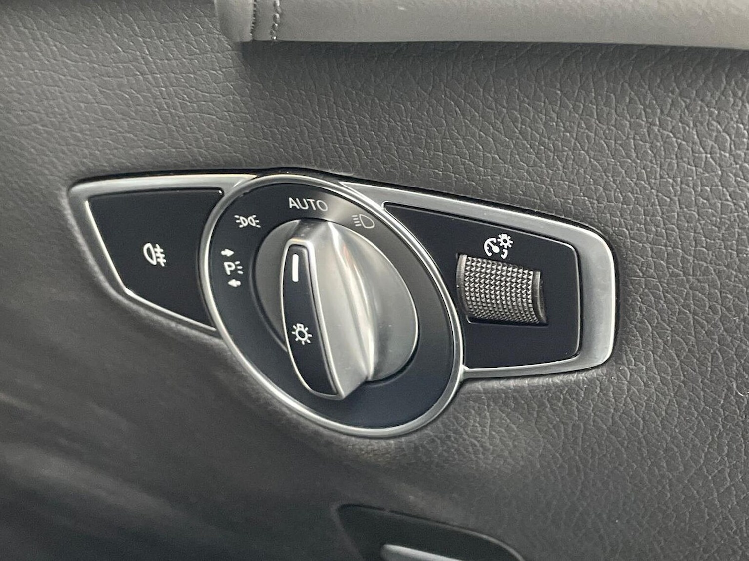 Used Mercedes-Benz EQC 2022 for sale - 76809419: Photo 22