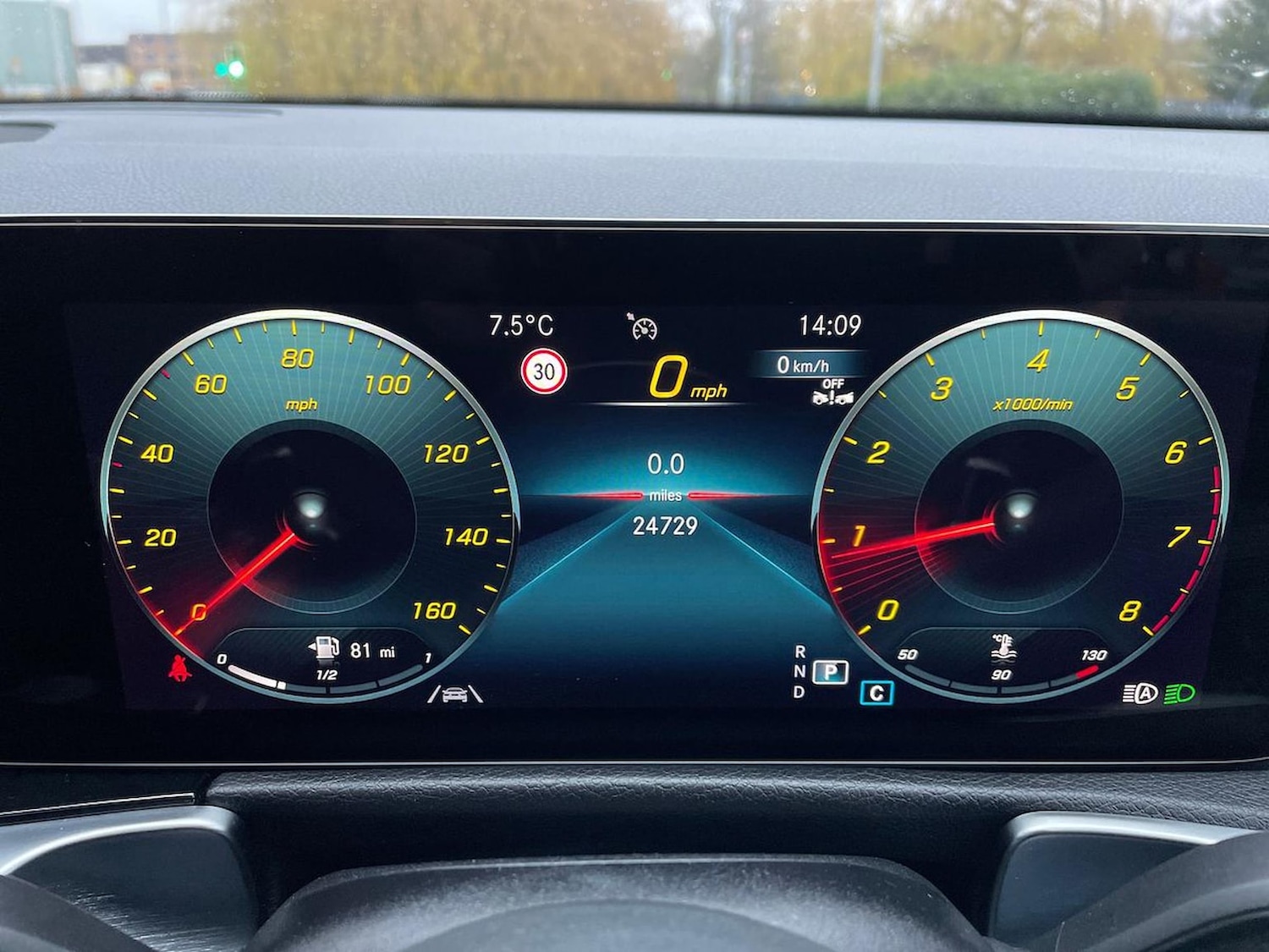 Used Mercedes-Benz GLB 2023 for sale - 77056951: Photo 12