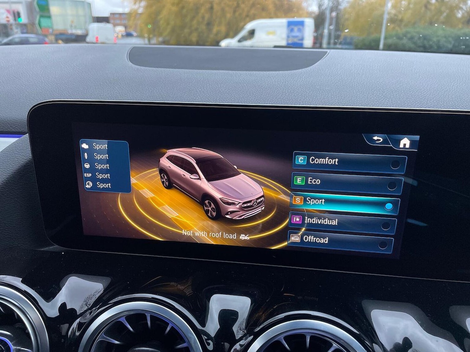 Used Mercedes-Benz GLA 2024 for sale - 76863971: Photo 25