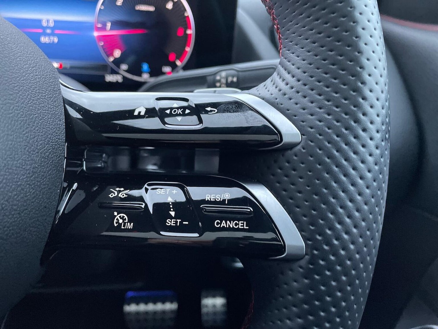 Used Mercedes-Benz GLA 2024 for sale - 76863971: Photo 27