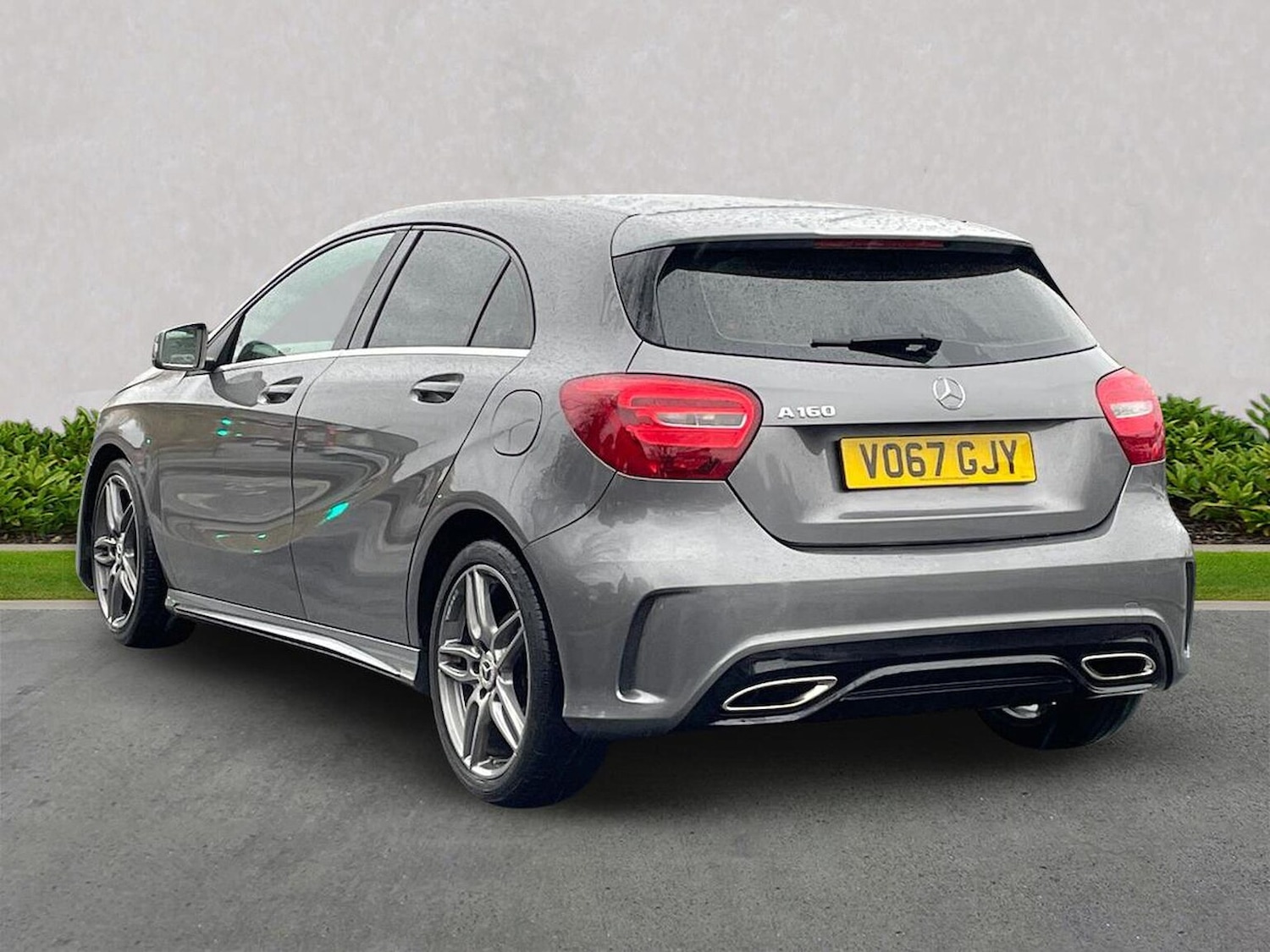 Used Mercedes-Benz A-Class 2017 for sale - 76946960: Photo 2