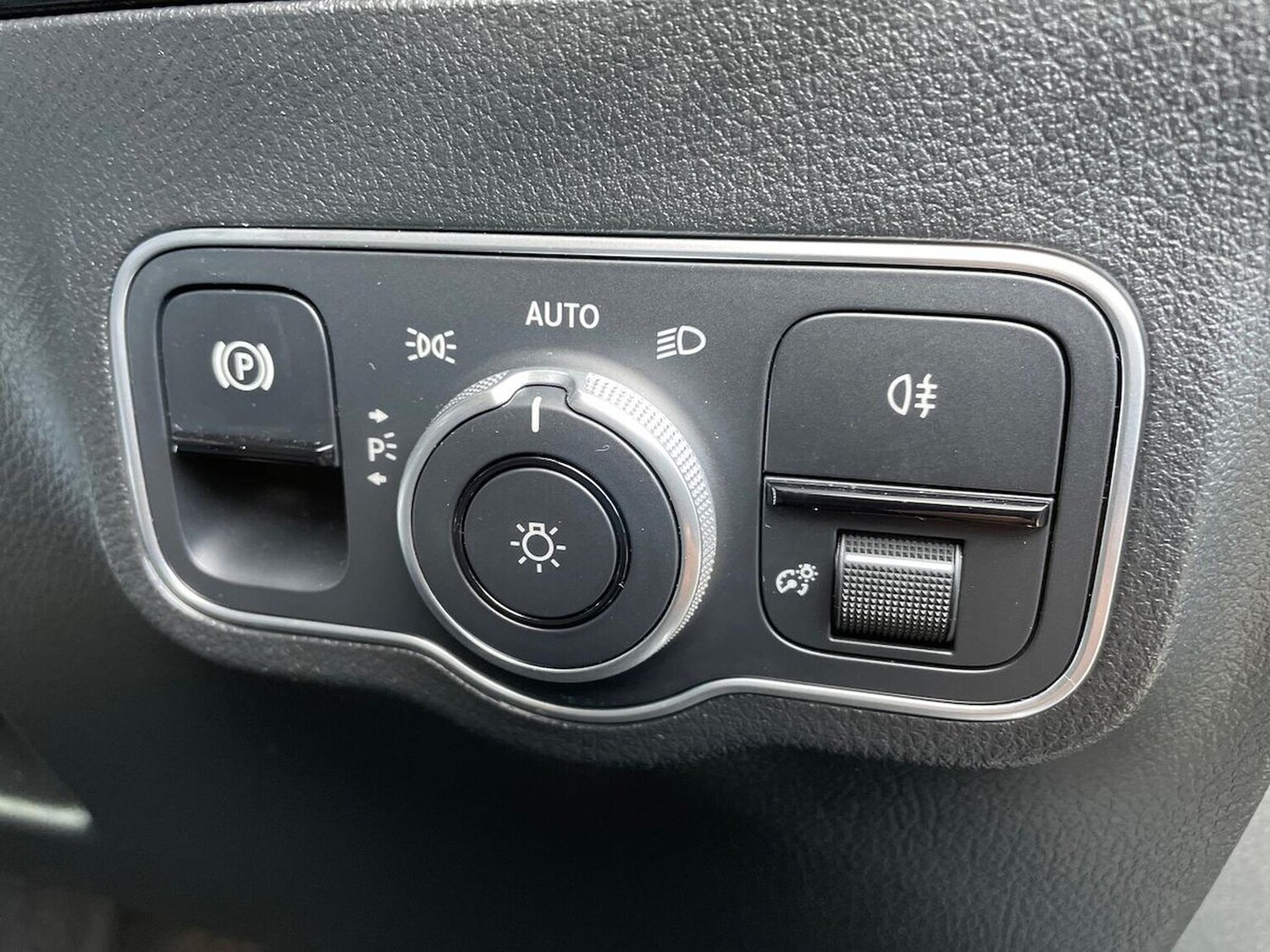 Used Mercedes-Benz GLA 2024 for sale - 76946969: Photo 22